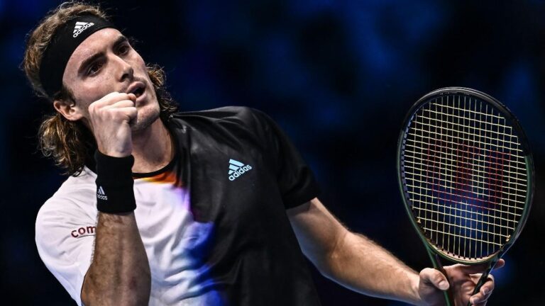 Tsitsipas venció a Medvedev en un partido para el infarto