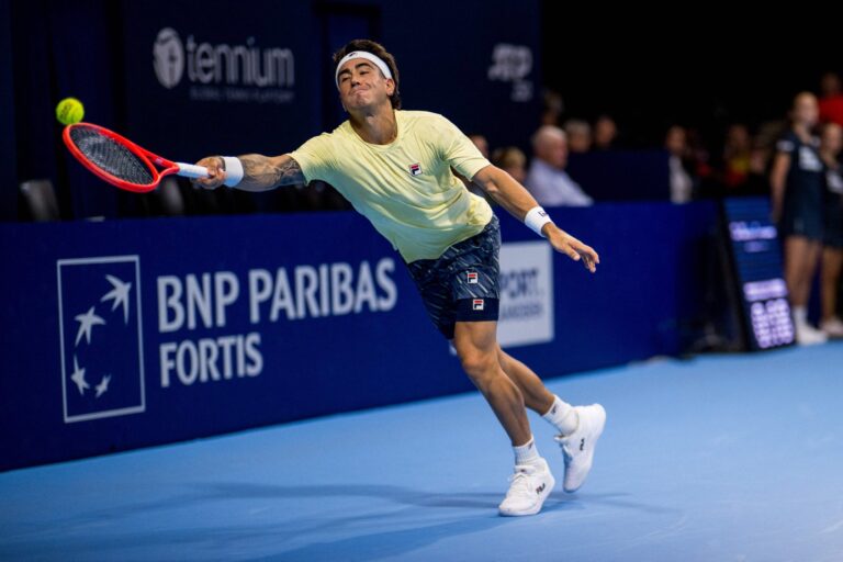 BUEN DEBUT DE COMESAÑA EN BRUSELAS