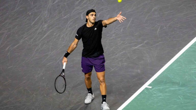 FRANCISCO CERÚNDOLO A PASO FIRME EN PARIS
