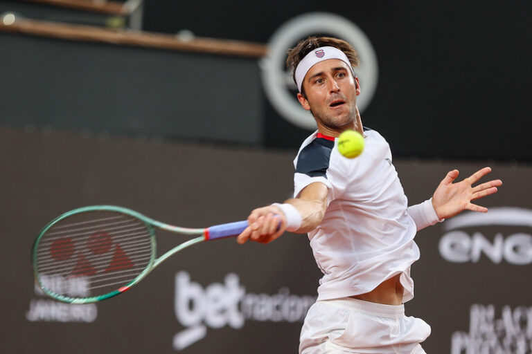 DERROTAS DE ERCHEVERRY Y UGO CARABELLI EN INDIAN WELLS