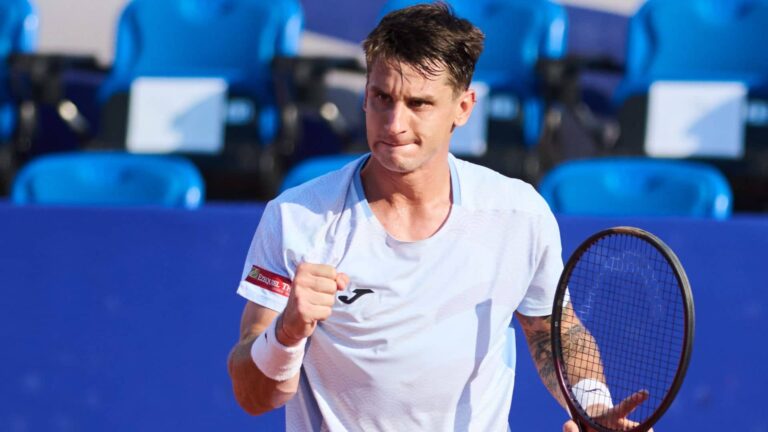 PRIMER TRIUNFO DE CAMILO UGO CARABELLI EN INDIAN WELLS