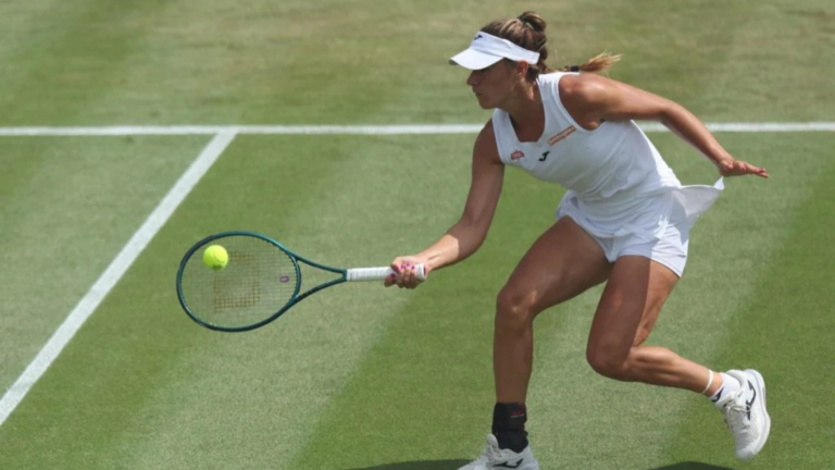 SOLANA SIERRA ES UN DESTELLO DE LUZ EN UN WIMBLEDON NUBLADO 